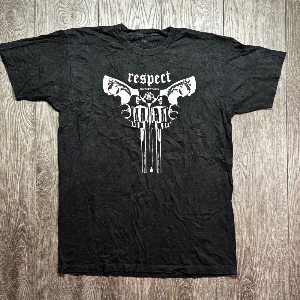 Smith & Wesson Y2k Respect Revolver Graphic Shirt Mens Medium Black Short Sleeve